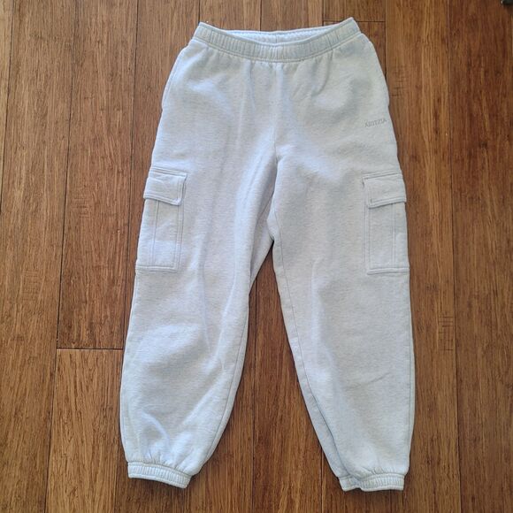 Aritzia Cozy Light Gray  Fleece Mega Cargo™ Jogger sweatpants Women's Size Small - Picture 1 of 9
